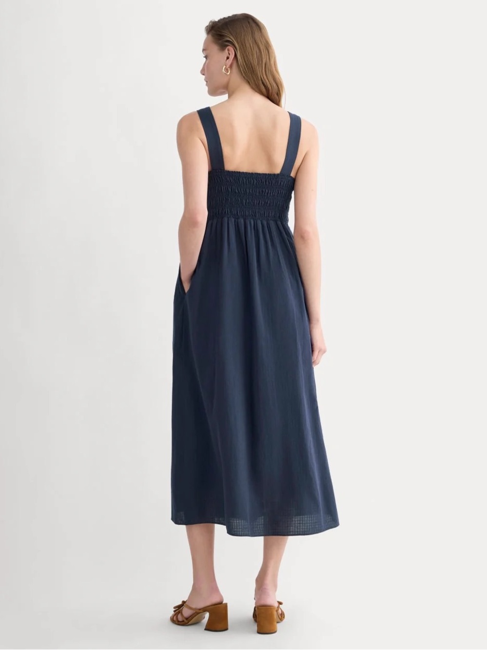 Everlane Gauze Smock Dress in Navy - Picture 4 of 5